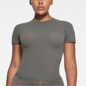 SKIMS Fits Everybody T-shirt short sleeve